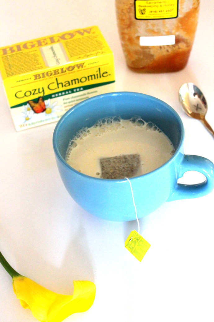 chamomile-honey-latte