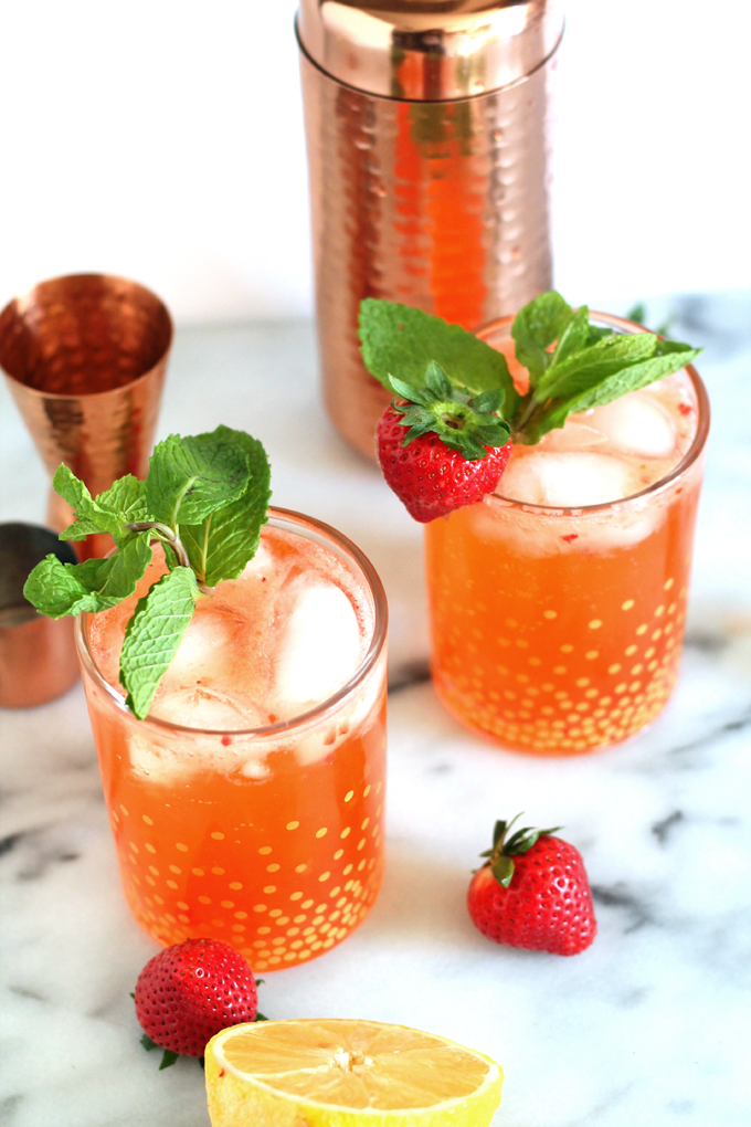 Strawberry Pear Fizz Cocktail